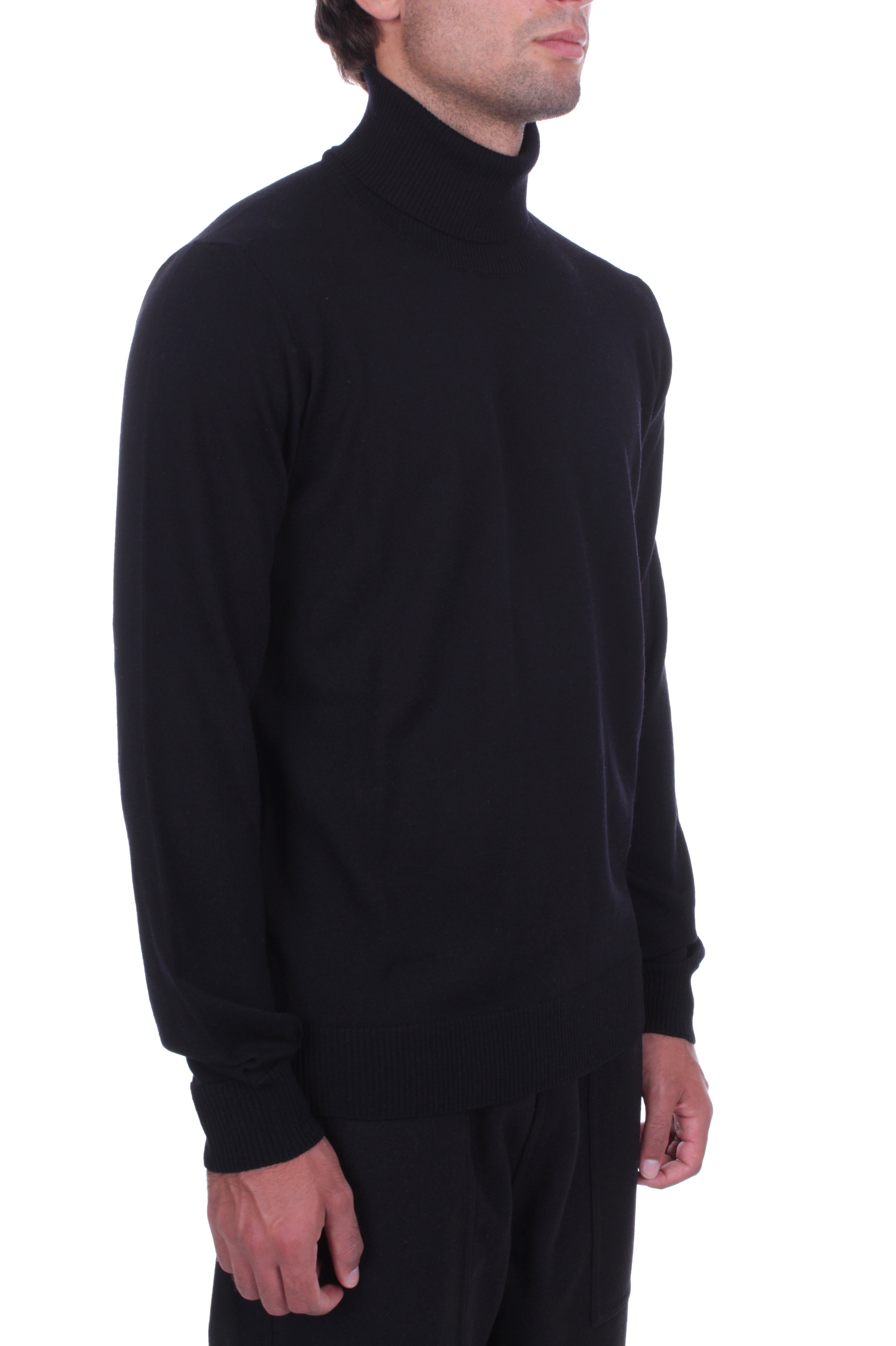 MAGLIE Nero Stone Island