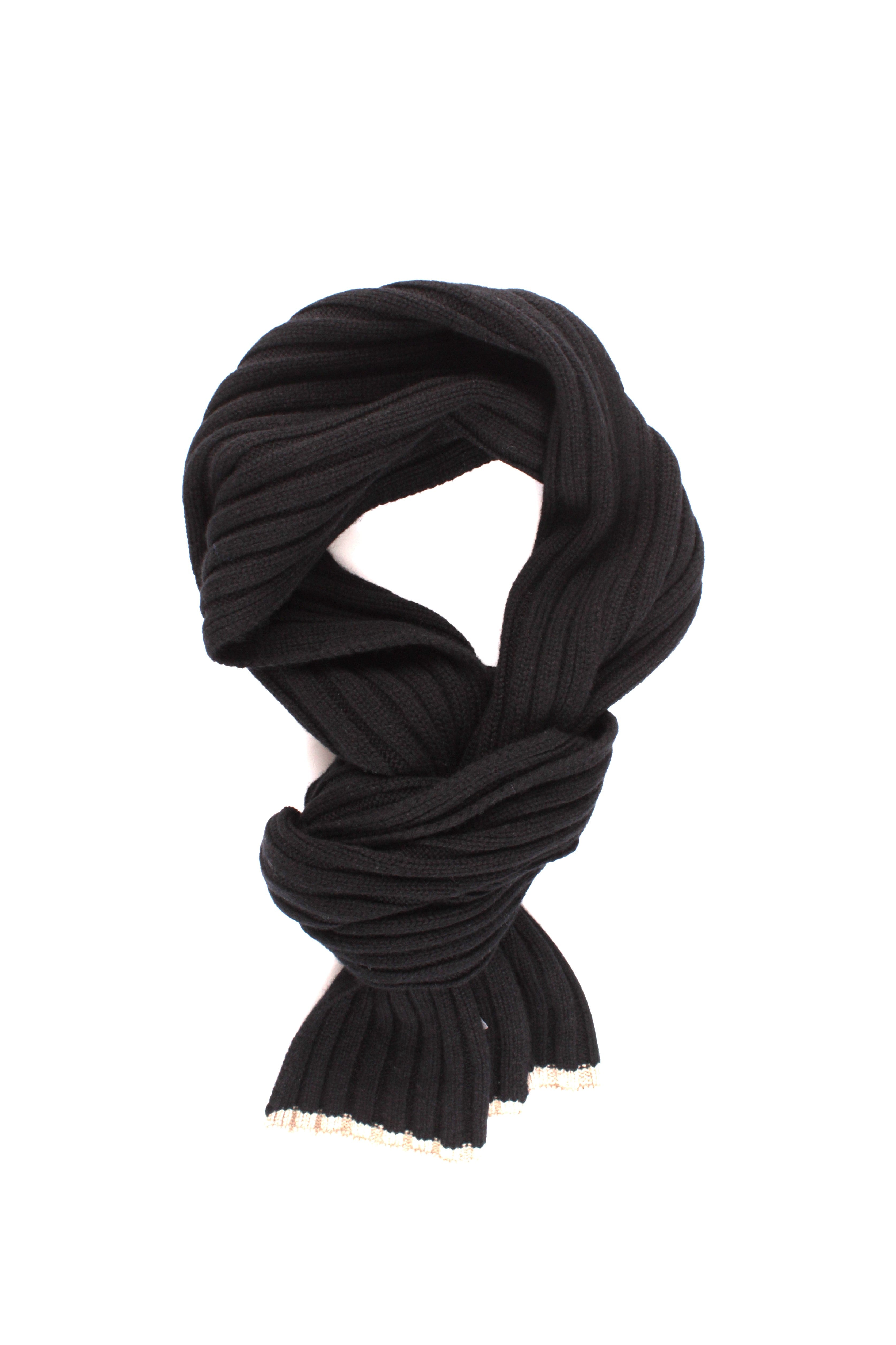 SCIARPE, FOULARD E STOLE Nero Barba