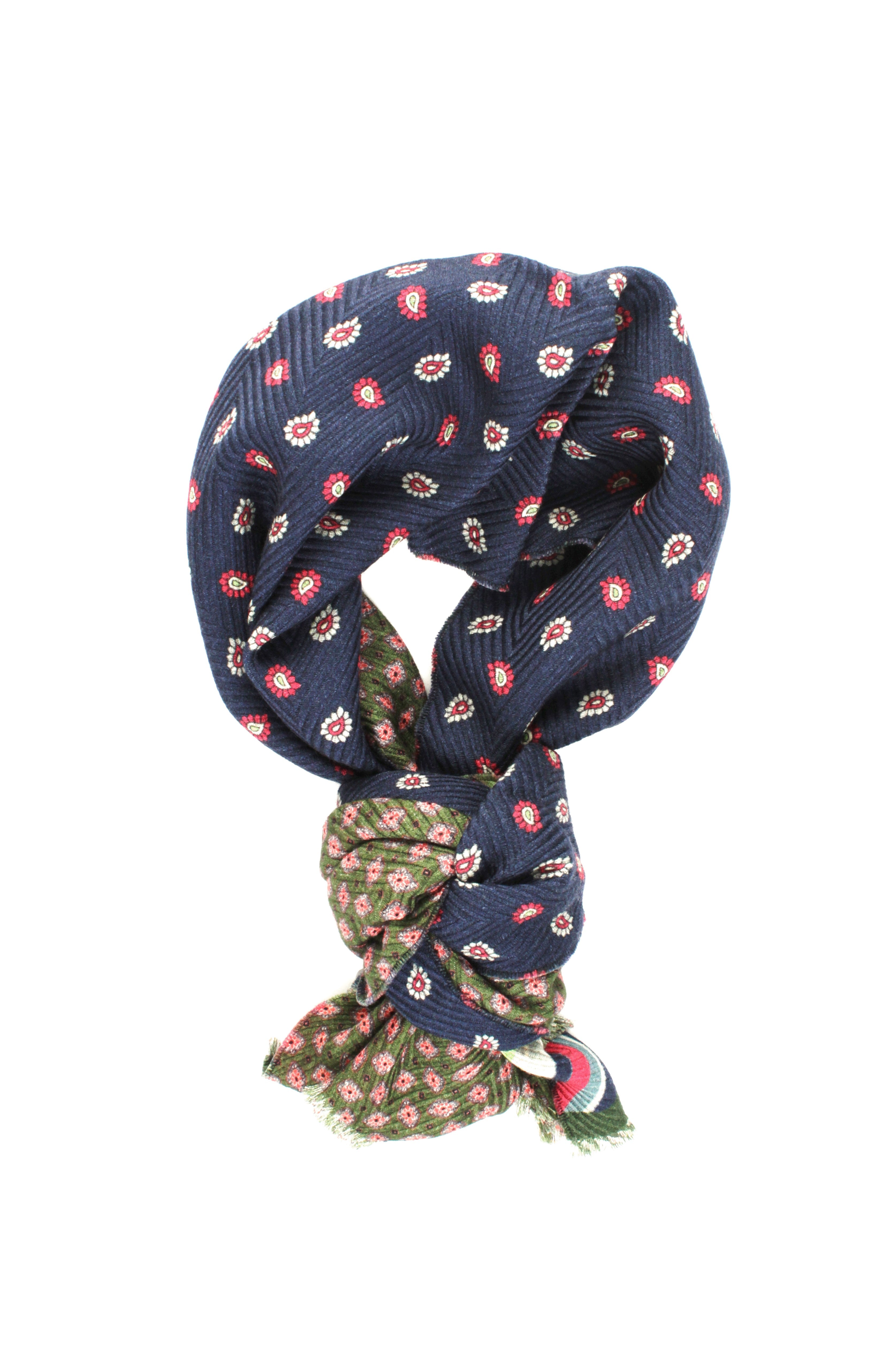 SCIARPE, FOULARD E STOLE Multicolore Etro